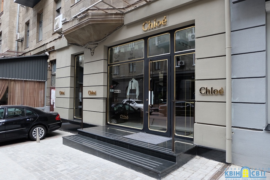 Легендарный дом моды Chloe в центре Киева